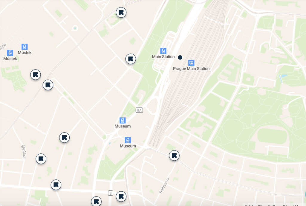 Prague Main Statio luggage storage map